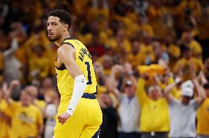 哈利伯顿：控卫最重要的是理解、思考比赛 成为场上的教练