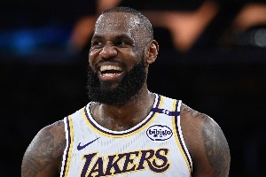 胜场总得分谁最强?老詹优势大缩水 萌神&老炮飙升 2神将狂升21位 胜场总得分谁最强?老詹优势大缩水 萌神&老炮飙升 2神将狂升21位