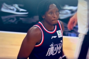 还有油!奥拉迪波19投8中得到20分5板3助5断 还有油!奥拉迪波19投8中得到20分5板3助5断