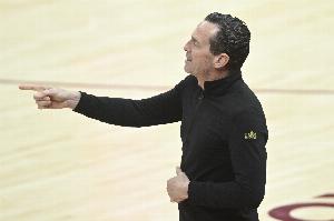 阿特金森:骑士首发将出战明天对阵公牛的季前赛 不过不会打很久 阿特金森:骑士首发将出战明天对阵公牛的季前赛 不过不会打很久