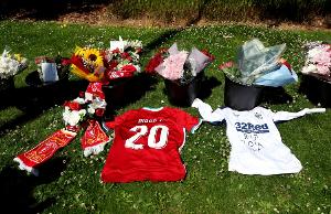 利物浦官方:已筹集超22.5万英镑,用于以若塔名义创建的慈善项目 利物浦官方:已筹集超22.5万英镑,用于以若塔名义创建的慈善项目