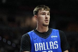 莱夫利:弗拉格作为状元秀会面临所有人挑战 我们永远是他的后盾 莱夫利:弗拉格作为状元秀会面临所有人挑战 我们永远是他的后盾