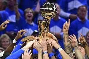 从开香槟都不会到卫冕冠军 雷霆青年军面临的最大挑战是心态 从开香槟都不会到卫冕冠军 雷霆青年军面临的最大挑战是心态