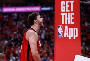 媒体人:申京这欧洲杯真不白打 有他在火箭这个进攻还是能看的 媒体人:申京这欧洲杯真不白打 有他在火箭这个进攻还是能看的