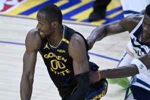 Spears:续约后库明加已下定决心随队争冠&他内心平静在赛后跳舞 Spears:续约后库明加已下定决心随队争冠&他内心平静在赛后跳舞