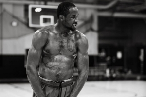 夸梅:有些球员喜欢在社媒训练&这是表演 真正的训练都是封闭式的 夸梅:有些球员喜欢在社媒训练&这是表演 真正的训练都是封闭式的