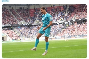 记者:多家顶级俱乐部有意霍村前锋阿斯拉尼,合同含明夏解约条款 记者:多家顶级俱乐部有意霍村前锋阿斯拉尼,合同含明夏解约条款