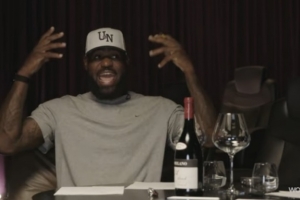 詹姆斯:我原以为自己肯定不喜欢高尔夫 结果今夏一尝试就上瘾了 詹姆斯:我原以为自己肯定不喜欢高尔夫 结果今夏一尝试就上瘾了