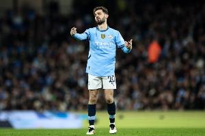 意媒:B席明夏可能自由身离队,已经与尤文和米兰有过初步接触 意媒:B席明夏可能自由身离队,已经与尤文和米兰有过初步接触