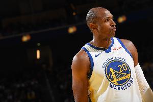 没找到手感!霍福德4中0未得分 仅贡献2板2助 没找到手感!霍福德4中0未得分 仅贡献2板2助