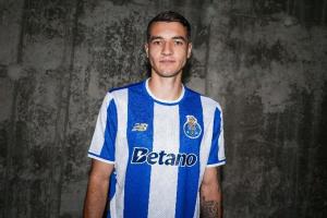 基维奥尔:实际上阿森纳不想放我走,我想去能稳定上场的球队 基维奥尔:实际上阿森纳不想放我走,我想去能稳定上场的球队