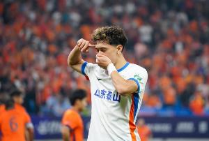 鲁媒:李小恒如果能不断进步,未来有望在泰山队扮演更重要的角色 鲁媒:李小恒如果能不断进步,未来有望在泰山队扮演更重要的角色