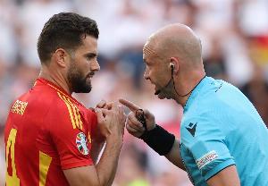 做全职裁判前当了13年狱警!安东尼泰勒:这两份工作很相似 做全职裁判前当了13年狱警!安东尼泰勒:这两份工作很相似