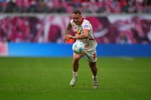 下降1000万!德天空:莱比锡后卫劳姆解约金明夏降至4000万欧以下 下降1000万!德天空:莱比锡后卫劳姆解约金明夏降至4000万欧以下