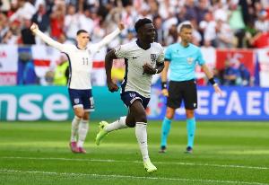 萨卡:我已经有一段时间没来国家队了,能回英格兰队的感觉真好 萨卡:我已经有一段时间没来国家队了,能回英格兰队的感觉真好