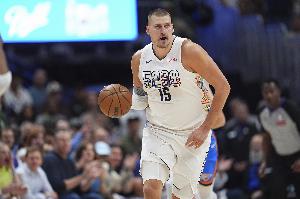 GM调查之最佳传球手:约基奇80%独一档 东契奇&吹杨&哈登分居其后 GM调查之最佳传球手:约基奇80%独一档 东契奇&吹杨&哈登分居其后