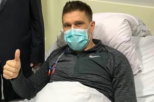 “肾斗士”克拉什尼奇:不知道还能活多久,赔偿无法让我恢复健康 “肾斗士”克拉什尼奇:不知道还能活多久,赔偿无法让我恢复健康