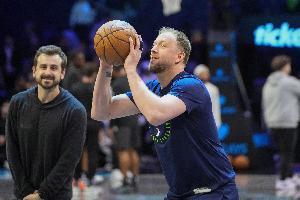 森林狼官方:英格尔斯遭遇左侧腹股沟拉伤 将在一周后接受复查 森林狼官方:英格尔斯遭遇左侧腹股沟拉伤 将在一周后接受复查