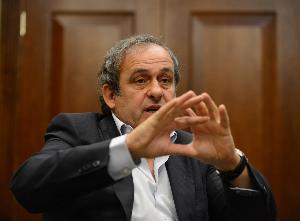 普拉蒂尼:我当FIFA主席就不会有VAR FIFA拿钱给我我却因此禁赛 普拉蒂尼:我当FIFA主席就不会有VAR FIFA拿钱给我我却因此禁赛