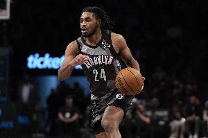 NBA中国赛半场-托马斯18+6 曾凡博3分钟1断2犯 篮网71-59领先太阳 NBA中国赛半场-托马斯18+6 曾凡博3分钟1断2犯 篮网71-59领先太阳