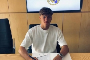 18岁皇马小将皮塔奇:跟姆巴佩等人训练难以置信 偶像是巴尔韦德 18岁皇马小将皮塔奇:跟姆巴佩等人训练难以置信 偶像是巴尔韦德