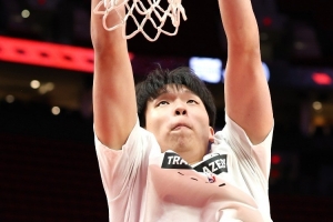 媒体人:能经受嘲笑&继续前行方能掌控世界 没想到瀚森这么快应验 媒体人:能经受嘲笑&继续前行方能掌控世界 没想到瀚森这么快应验