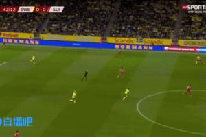 2亿双锋欲哭无泪!约克雷斯做球伊萨克奔袭送半空门,队友…解围 2亿双锋欲哭无泪!约克雷斯做球伊萨克奔袭送半空门,队友…解围