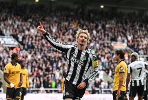 纽卡旧将:拜仁以为能低价签沃尔特马德,但纽卡让拜仁吃了酸葡萄 纽卡旧将:拜仁以为能低价签沃尔特马德,但纽卡让拜仁吃了酸葡萄