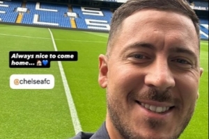 他回来了!阿扎尔重返斯坦福桥晒照:回家的感觉总是很棒 他回来了!阿扎尔重返斯坦福桥晒照:回家的感觉总是很棒