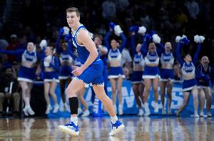 Scotto:国王签下了米奇-马斯卡里 其大学生涯三分命中率42.4% Scotto:国王签下了米奇-马斯卡里 其大学生涯三分命中率42.4%