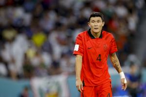 再次失误丢球!金玟哉谈惨败巴西:有我失误的原因,也因实力差距 再次失误丢球!金玟哉谈惨败巴西:有我失误的原因,也因实力差距