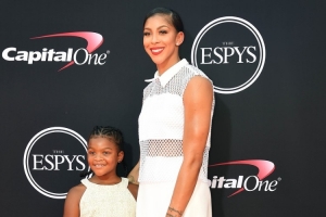 坎迪斯-帕克:退役后萧华隔三差五问候 而WNBA总裁从未联系 坎迪斯-帕克:退役后萧华隔三差五问候 而WNBA总裁从未联系