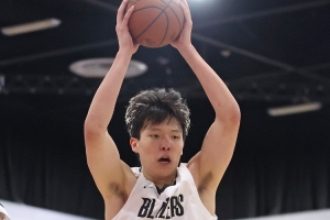 乐福:杨瀚森2.16米能做背运+转身这就是天赋 我为他高兴 乐福:杨瀚森2.16米能做背运+转身这就是天赋 我为他高兴