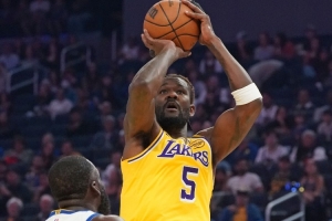 詹姆斯因伤缺席后最需挺身而出的湖人球员?BR记者:艾顿! 詹姆斯因伤缺席后最需挺身而出的湖人球员?BR记者:艾顿!