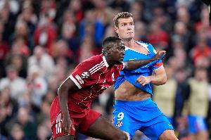 TA:利物浦确信科纳特只是受了小伤,并希望他能赶上对曼联的比赛 TA:利物浦确信科纳特只是受了小伤,并希望他能赶上对曼联的比赛