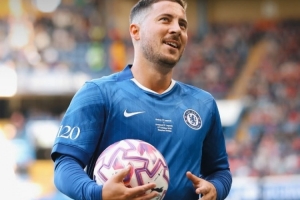 阿扎尔谈参加切尔西传奇赛:想念这感觉,迭戈-科斯塔还是老样子 阿扎尔谈参加切尔西传奇赛:想念这感觉,迭戈-科斯塔还是老样子