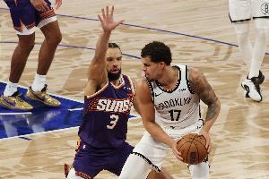 投篮手感稳定！小波特11中6&三分7中3拿到15分 另有4板2断