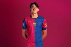 每体:巴萨进攻端缺人,托尼-费尔南德斯有望在对阵赫罗纳时出场 每体:巴萨进攻端缺人,托尼-费尔南德斯有望在对阵赫罗纳时出场