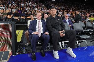 美记:独行侠老板促成NBA重返中国!独行侠或是明年中国赛参赛队 美记:独行侠老板促成NBA重返中国!独行侠或是明年中国赛参赛队