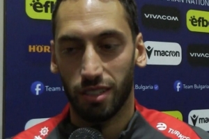 恰尔汗奥卢：为代表土耳其出场100次而骄傲 伊尔迪兹有机会赢金球