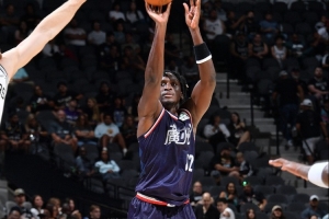 奥拉迪波谈重返赛场:我真的非常享受 我对篮球的热爱是永恒的 奥拉迪波谈重返赛场:我真的非常享受 我对篮球的热爱是永恒的