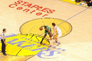 帕金斯:皮尔斯被低估了 08年他打出了总决赛最强个人表现之一 帕金斯:皮尔斯被低估了 08年他打出了总决赛最强个人表现之一