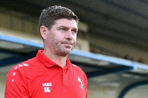 记者:杰拉德退出流浪者主帅职位竞争,他认为回归时机尚未成熟 记者:杰拉德退出流浪者主帅职位竞争,他认为回归时机尚未成熟