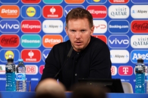 不搞科研!图片报:德国下场阵容不变,纳帅1年多来首次延续首发 不搞科研!图片报:德国下场阵容不变,纳帅1年多来首次延续首发