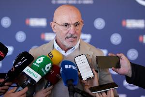 德拉富恩特:球员缺席为其他人提供了机会,这展示了我们的潜力 德拉富恩特:球员缺席为其他人提供了机会,这展示了我们的潜力