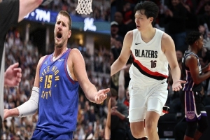 队记:虽然杨瀚森没到约基奇的高度 但两人抱怨裁判时确实很像 队记:虽然杨瀚森没到约基奇的高度 但两人抱怨裁判时确实很像