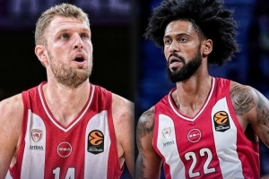 希腊豪门对决!韦津科夫两分球9中9砍22分高效表现 带队赢球 希腊豪门对决!韦津科夫两分球9中9砍22分高效表现 带队赢球