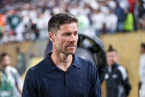 TA:皇马内部氛围积极,球队还需更多时间贯彻阿隆索的战术理念 TA:皇马内部氛围积极,球队还需更多时间贯彻阿隆索的战术理念