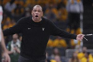 人间清醒!里弗斯谈多人冲突:有一半人根本就不想真打 人间清醒!里弗斯谈多人冲突:有一半人根本就不想真打