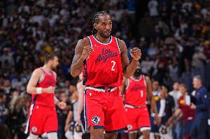 期待!哈登两场季前赛送20助 小卡合计35分 祖巴茨运动战14中12 期待!哈登两场季前赛送20助 小卡合计35分 祖巴茨运动战14中12